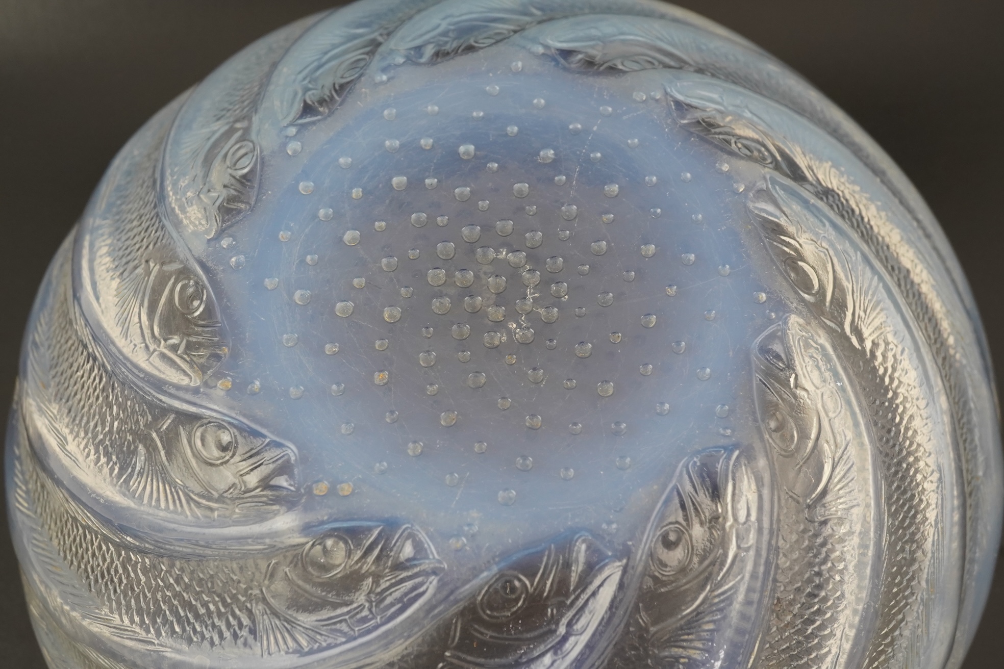 René Lalique: A 'Poissons' opalescent glass bowl